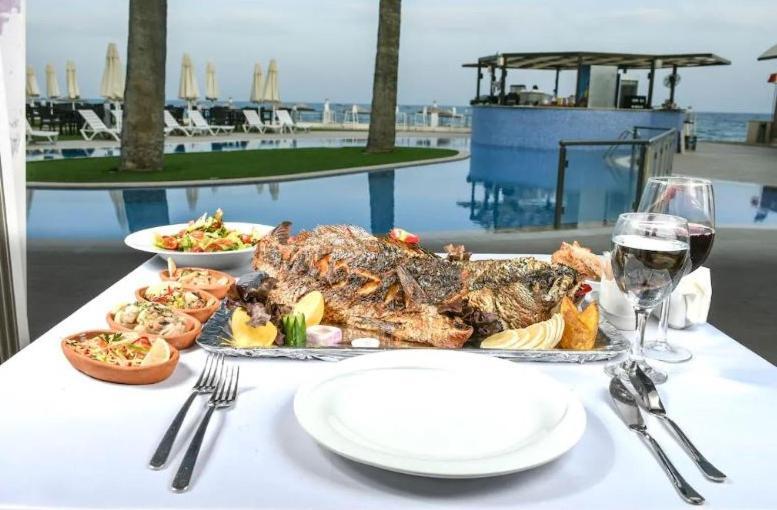 Mimoza Beachfront Hotel & Restaurant Famagusta (Northern Cyprus) Eksteriør billede