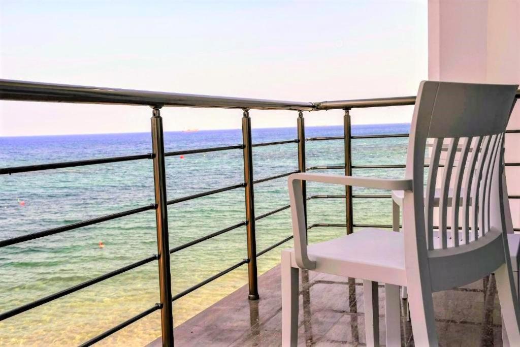 Mimoza Beachfront Hotel & Restaurant Famagusta (Northern Cyprus) Eksteriør billede